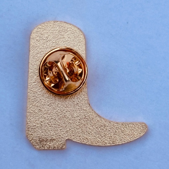 “What Would Dolly Do” Cowboy Boot Enamel Pin - Picture 2 of 4